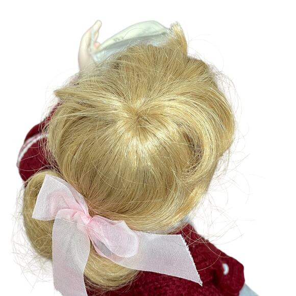 Cindy at the Hop Doll Princeton Gallery 1950s Poodle Skirt Porcelain Girl READ - Picture 13 of 15